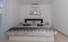 Apartmani Kecman
